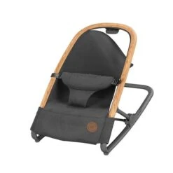 Maxi-Cosi Kori Wippe Essential Graphite 11 Maxi-Cosi Kori Wippe Essential Graphite -Bester Babyprodukte Geschäfte 2835750110 2020 maxicosi homeequipment bouncer kori essentialgraphite cover 3qrtleft