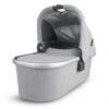 UPPAbaby Babywanne Für Vista & Cruz Stella Grey Brushed -Bester Babyprodukte Geschäfte bass20 stl hero 4880x4991 c63e1ed